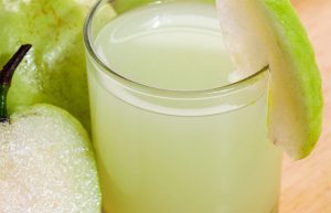 5-Healthy-Fruit-Juices-To-Be-Taken-During-Pregnancy-5